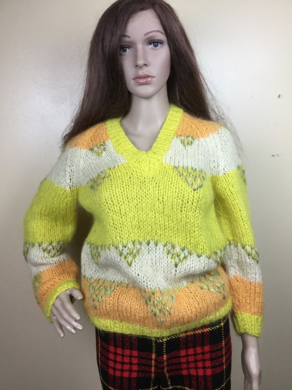 Vintage 50s  Mohair Sweater ITALY  pullover yello… - image 1