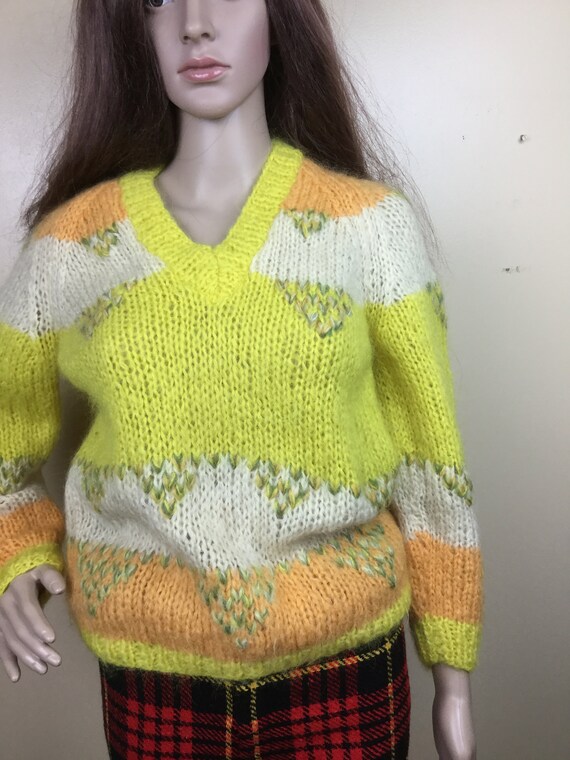 Vintage 50s  Mohair Sweater ITALY  pullover yello… - image 3