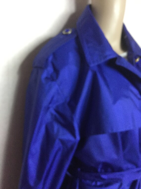 Vintage 80s Metallic Raincoat , Cerulean Blue Tre… - image 6