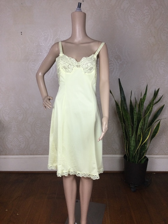 Vintage 60s Yellow Lace Slip ,Mini Mod Slip Dress,