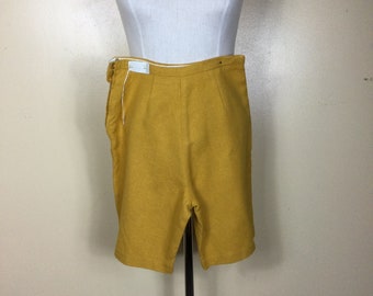 Vintage 50s Rockabilly Bermuda Shorts  mustard Yellow  Cotton  (26" Waist)