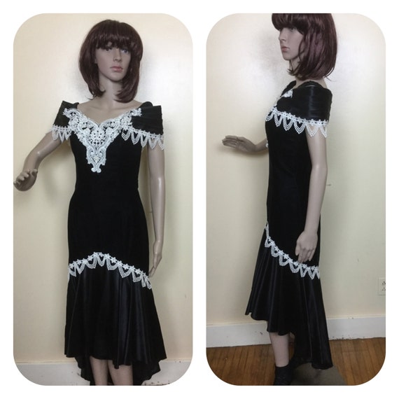Victorian Black Velvet Dress , off the shoulder dr
