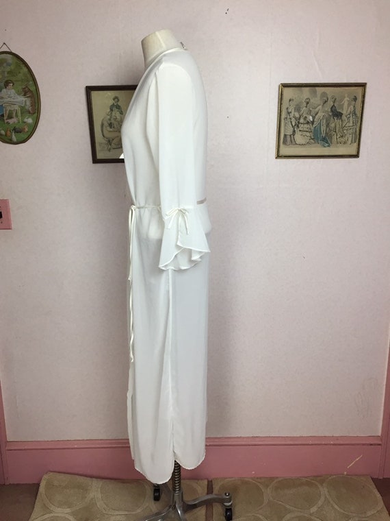 Vintage 80s Ivory sheer Peignoir  , 19 Ivory chif… - image 8