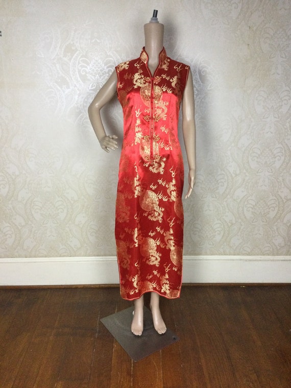 Vintage  Red & Gold cheongsam  Satin oriental asi… - image 1