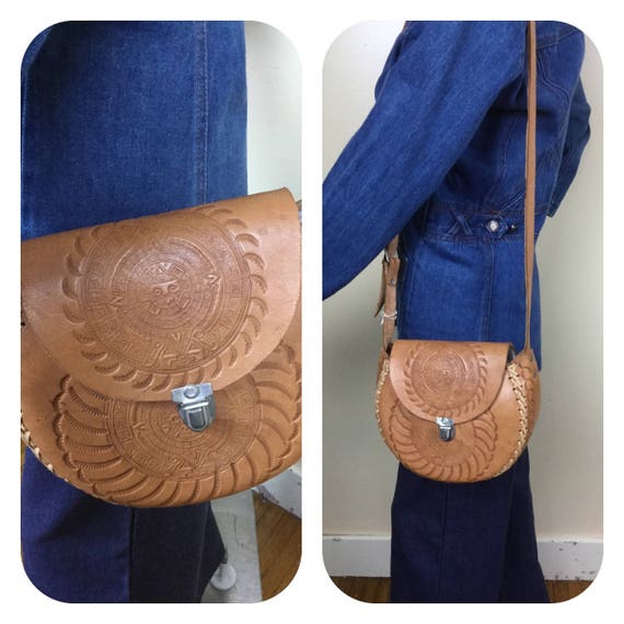 VintAge Leather Purse , 70s hand tooled purse , Z