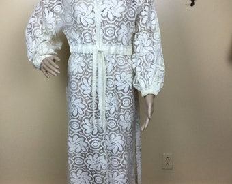LORD &TAYLOR, 60s Lace Maxi dress,  white  chantilly lace  hooded Beach cover up , mod