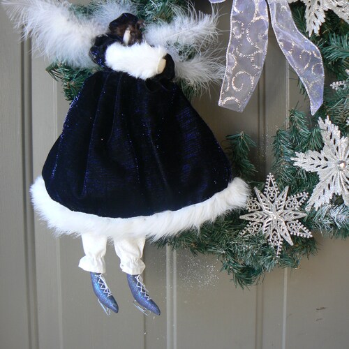 Winter shops Wonderland Wreath, Angel Wreath, Holiday Wreath, Front Door Wreath