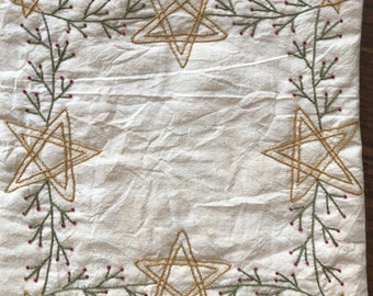 Primitive star and vine Hand Embroidered candle mat - Saltbox