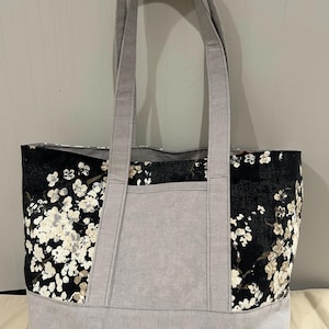 TOTE BAG / Shopping Bag large  - black cherry blossom