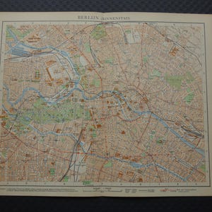 BERLIN map 1933 Dutch old antique city plan about Berlin Germany vintage maps - alte Karte von Berlin Stadtplan von Berlijn - 25x31c 10x12&quot;