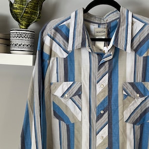 Vintage pearl snap western shirt, blue and grey stripes, men’s size 3X