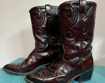 Vintage Acme cowboy boots, men's size 8.5EW
