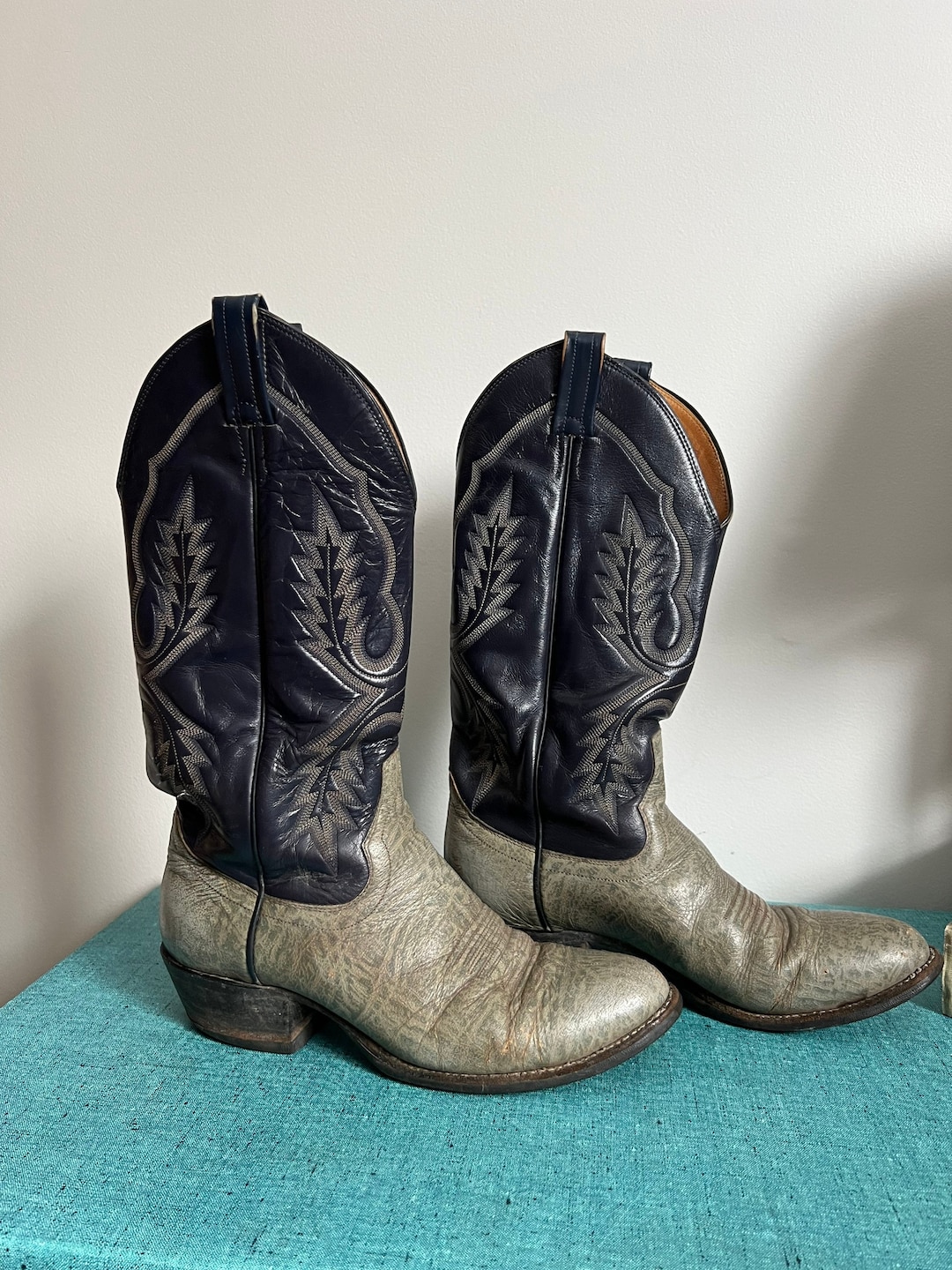 Vintage Sanders Cowboy Boots, Men's 8.5d/navy and Grey Boots/western
