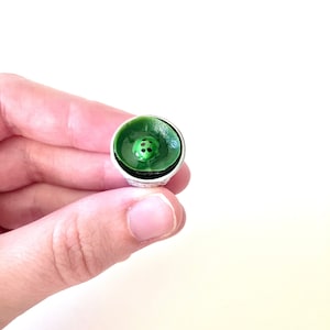 Frog in a Thimble/ Tiny Frog/ World's Tiniest Frog/ Miniature/ Miniature Frog/ Tiny Frog