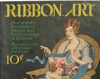 Livret d'art original illustré avec ruban vintage des années 20. Vol 1, n° III. Passementerie pour chapeaux et robes, jarretelles, abat-jour, lingerie