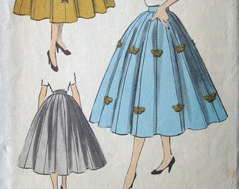 Vintage 50s Rockabilly Eight Gored Full Skirt Advance 6348 Sewing Pattern. Waist 24"