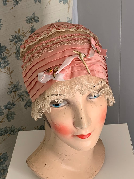 Exquisite 1920’s Silk/Lace/Ribbon Rosette Boudoir