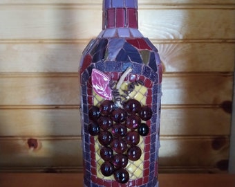 MOSAIC PURPLE GRAPES Wine Bottle Mixed Media Mosaic Bottle Art Glass Home Decor Mosaic Glass Kitchen Bar Decor Grapes Motif Ooak Gift