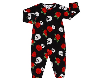 Skull & Rose print baby sleepsuit with mittens