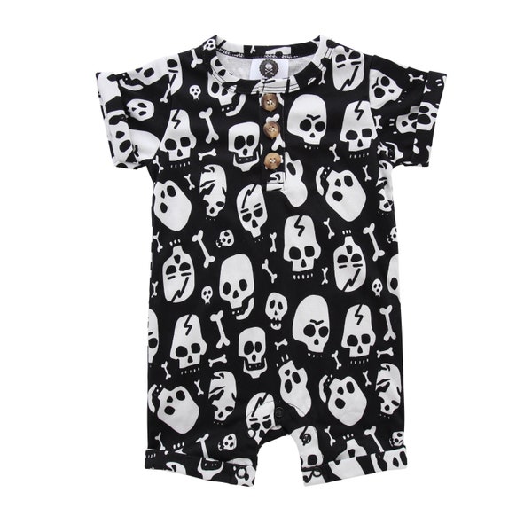 Skull & Bone printed shortie baby romper