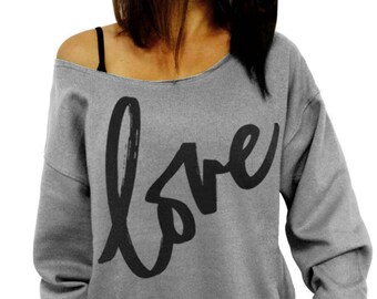 slouchy oversized sweatshirt