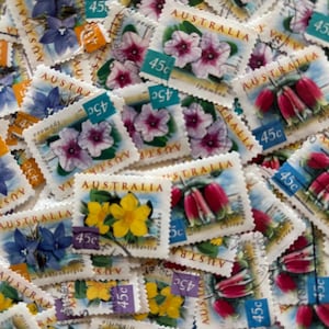 Australian Flowers - Vintage Stamps from Australia For Collections, Decoupage, Paper Crafts, Collage and More...