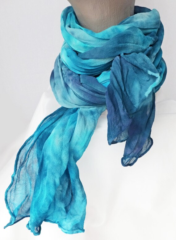 blue scarf