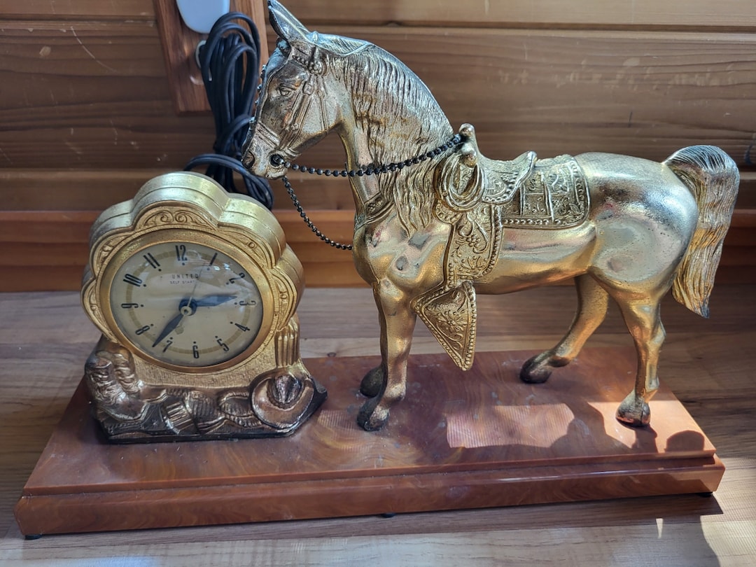 Vintage United Clock Brass Horse Mantel Clock Works Etsy