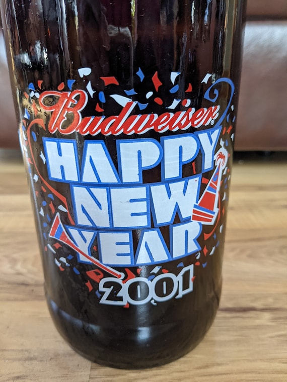 Budweiser 2-liter King of Beers Happy New Year 2001 15