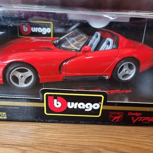 Burago 1992 Dodge Viper RT/10 Diecast 1:18 Scale Red Car image 2