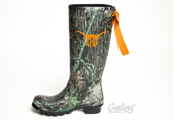 camo rain boots