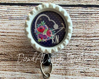 Carretel de crachá de enfermeira com estetoscópio floral: porta-identidade personalizado