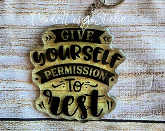 Rest Zitat Harz Schlüsselanhänger: Inspirierter Spruch, Taschenaccessoire