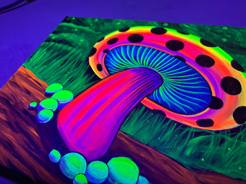 11x14in Paint Pour Shrooms 11x14in Paint Pour Shrooms