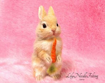 Needle Felted Bunny : Miniature Needle Felt Rabbit, Needle Felting