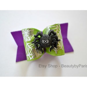 Spider Web 7/8&quot; Dog Bow