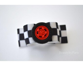 Arco para perro de 5/8" con diseño de coche de carreras