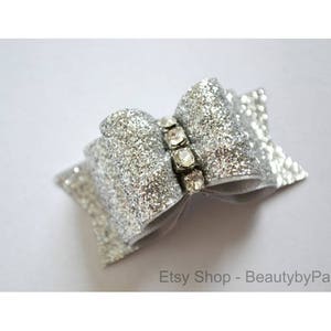 All That Glitters - Silver 7/8&quot; Dog Bow