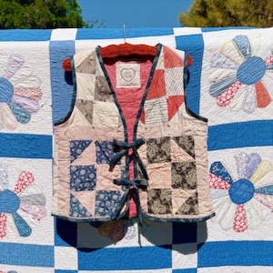 【ANGLAN】Quiliting Toggle Padded Vest AZALEA WANG Puffer Zip Vest PADDINGTON-BLACK - Shiekh