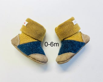 baby boots, newborn, baby booties, slippers, organic, bamboo, moccasin, felted slipper, baby shoes, booties, baby shower, baby gift, 0-6m