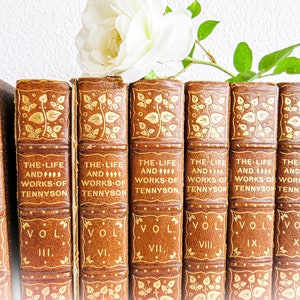 Antiquarian Books Alfred Lord Tennyson, 8 of 12 Volumes, Including a Memoir written by Tennyson&#39;s Son Year 1898 London Leather Bound Gilding