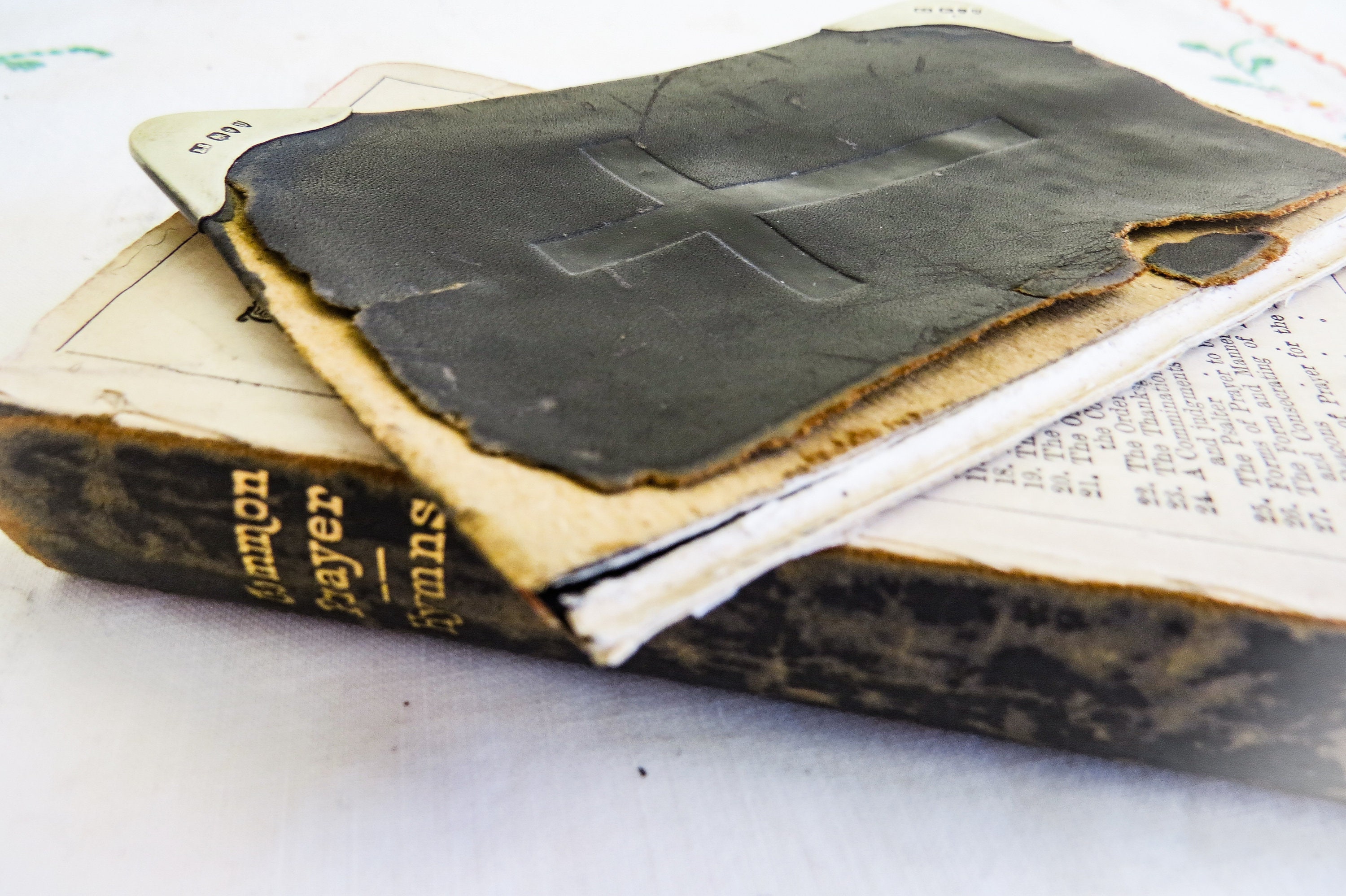 Antique Book of Common Prayer, 1864, Purple Velvet Cover - Etsy