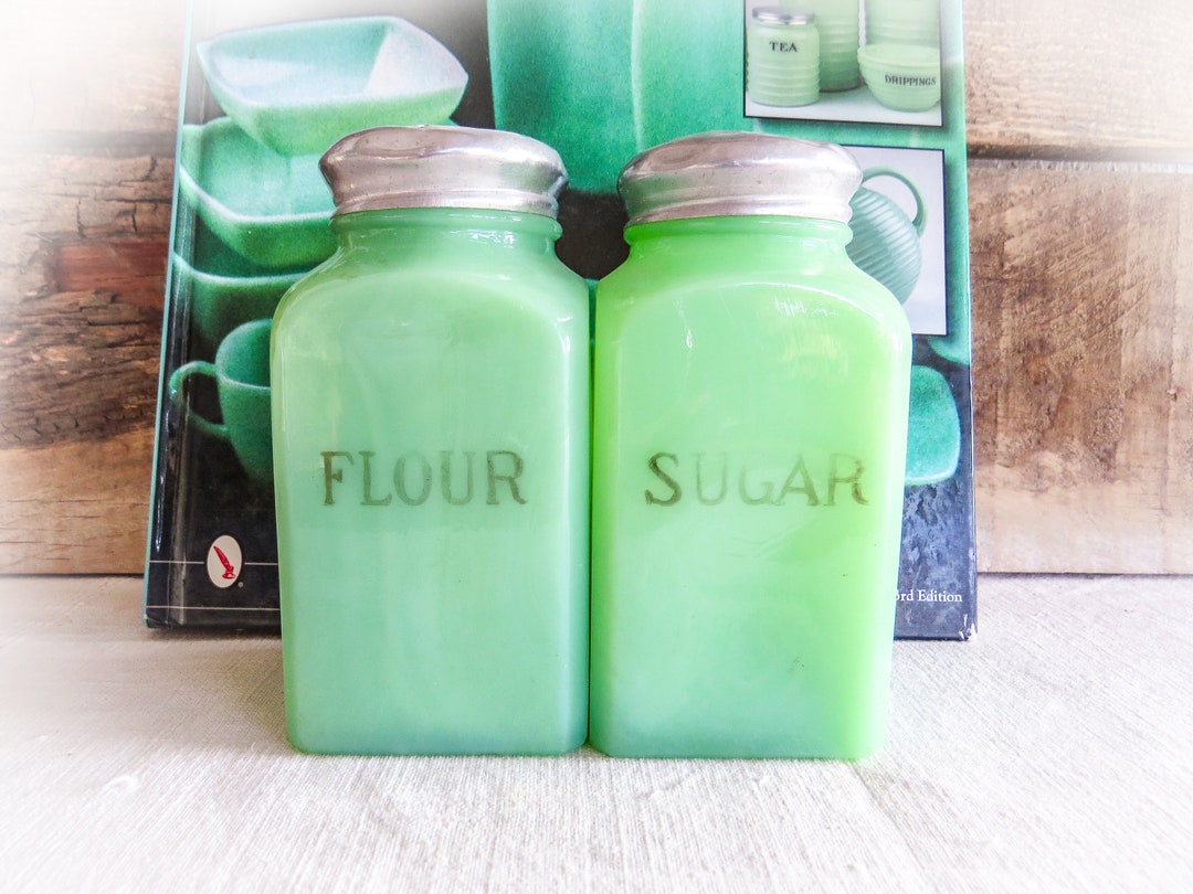 Spice Jar - Square Stove Top Shaker - Jadeite Decaled