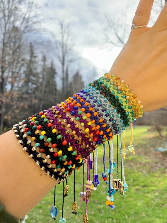 Adjustable bead deals bracelet