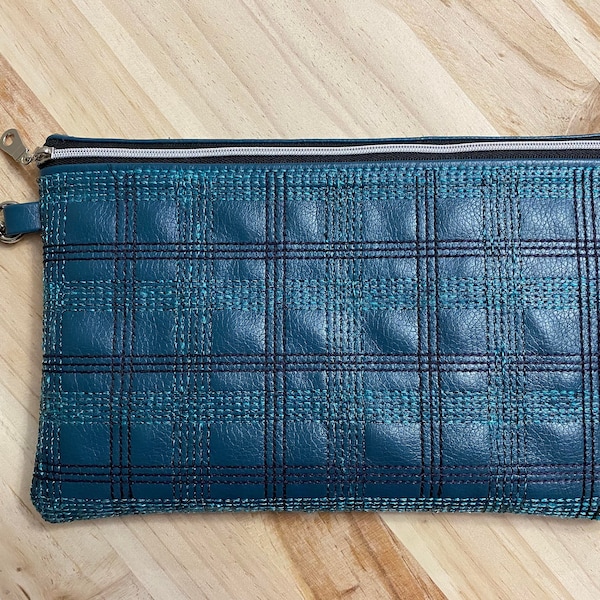 The Pippy Plaid Crossbody - In the Hoop Bag - Bundle - 12 sizes for hoops 4x4 to 14x9.5 - DIGITAL DOWNLOAD - Please Read Description!