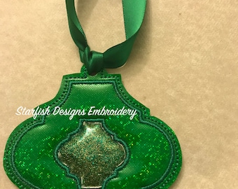 Christmas Ornament Applique ITH In the Hoop Embroidery Design Digital Download 4x4 and 5x7
