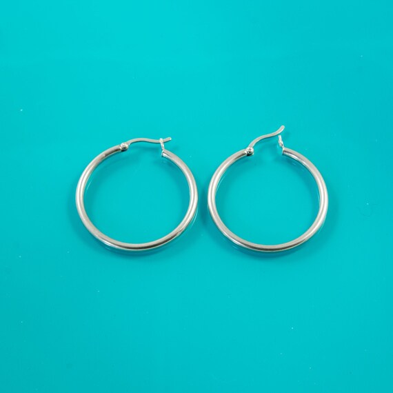 Classic Hoops.  Vintage 925 Sterling Silver Class… - image 1