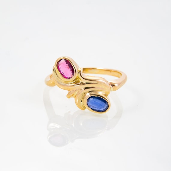 Ruby and Sapphire.  Vintage 14K Yellow Gold Women'