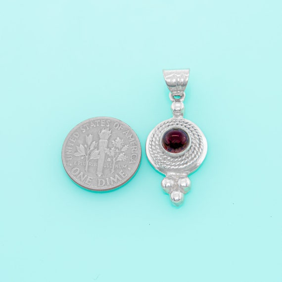 Garnet. Vintage 925 Sterling Silver Round Garnet … - image 2