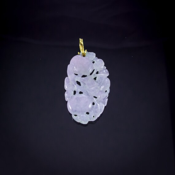 Lavender Jade. Vintage Oriental Lavender Jade Carv